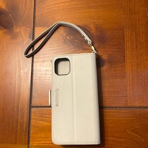Beige Antsturdy phone case/wallet for iPhone 11